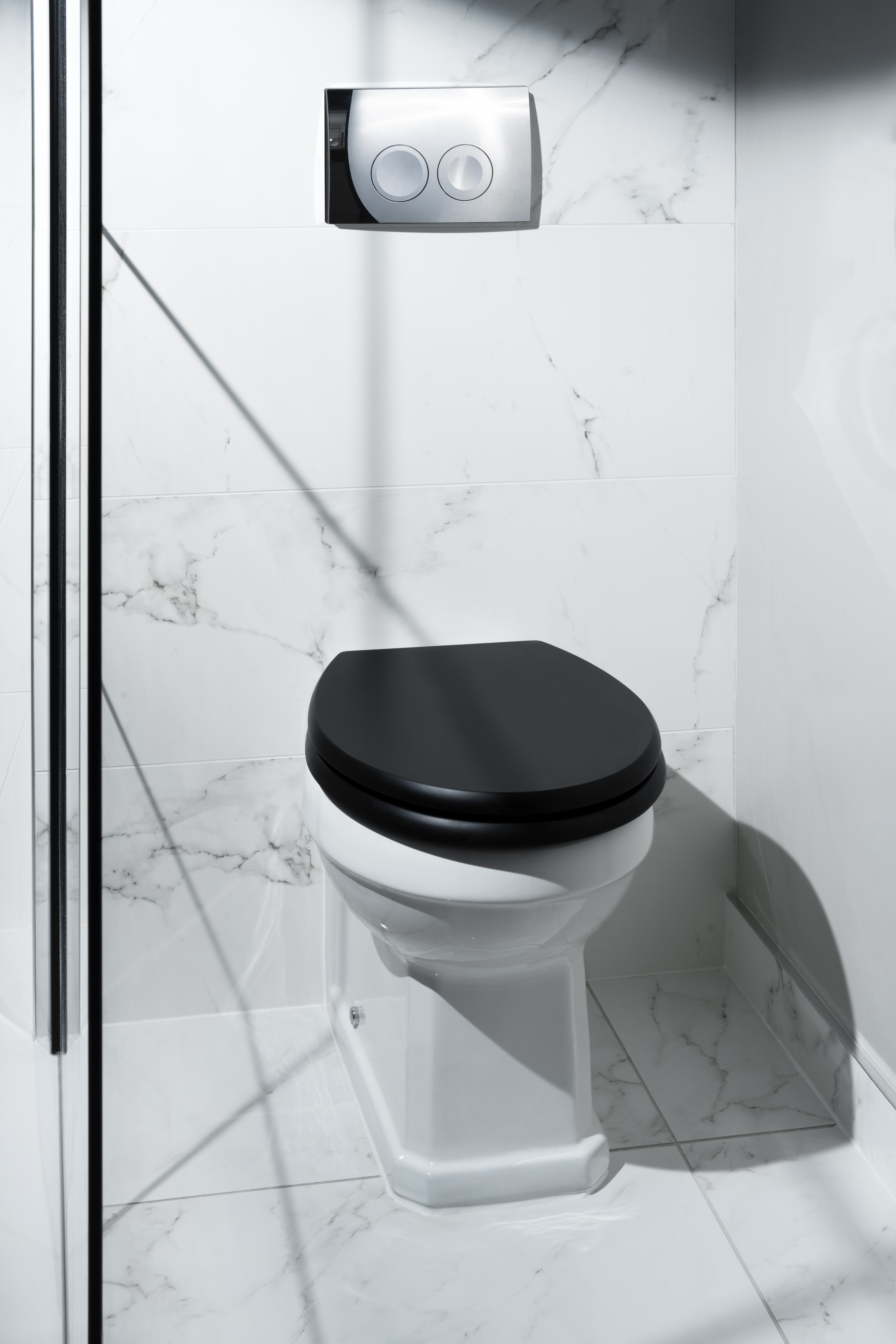 Detalle de baño en Plum Mex Showroom